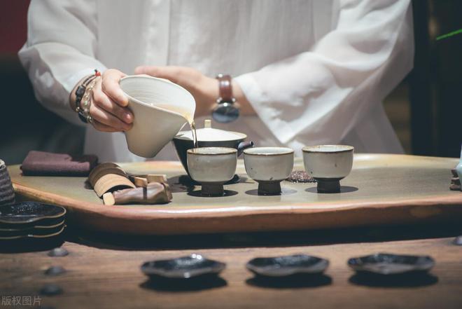 long8唯一官方网站登录茶具知识茶具分为哪几类茶文化为什么深得人心
