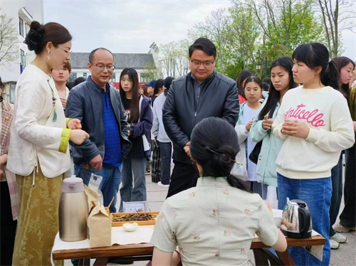 传承茶文化 茗香沁润园 滁州城市职业学院举办第三届茶文化科普月集中展示活动