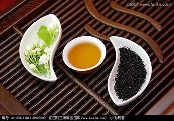 龙8long8茶艺公开课 和大佬面对面喝茶的最佳体验是这样的……